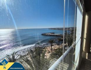 Appartamento in Las Piscinas Naturales. Apartamento con terraza en la provincia de alicante, en torrevie
