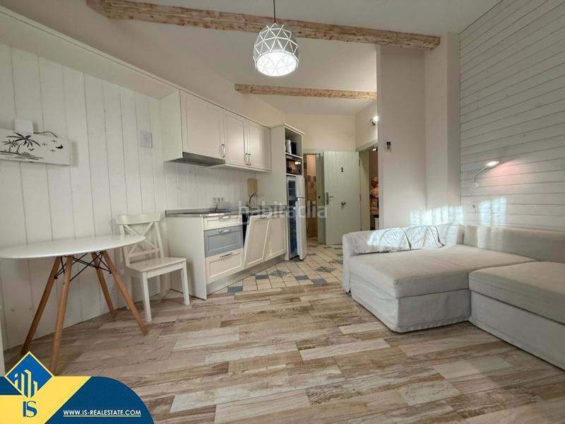 Foto a95acb01-4598-4315-bf93-dad0ff6a88b6. Estudio  con piscina compartida , provincia de alicante. 1 habitación | 30 m² | 50 metros al mar en Torrevieja