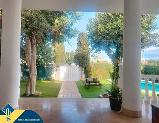 Xalet a Zona Carrefour - Urbanizaciones. Chalet con piscina privada, en la provincia de alicante, en la l