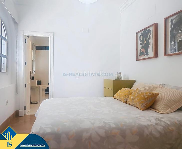 Foto ace0c168-8c2c-4db8-95d5-1f254f7a8a82. Chalet with parking pool in Zona Carrefour - Urbanizaciones Torrevieja