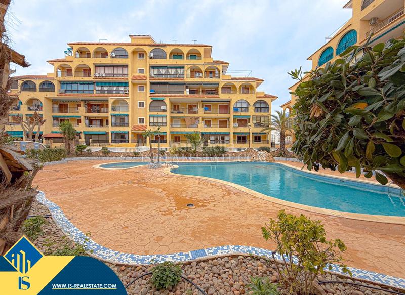 Foto 9b2b57ee-e8b7-4790-b3dd-445c56d91e7d. Appartement mit heizung pool in Los Europeos Torrevieja