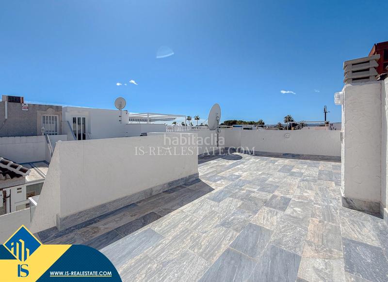 Foto 028db2e1-fd15-4890-9478-f2a92e01c094. Chalet con riscaldamento parcheggio in Zona Carrefour - Urbanizaciones Torrevieja