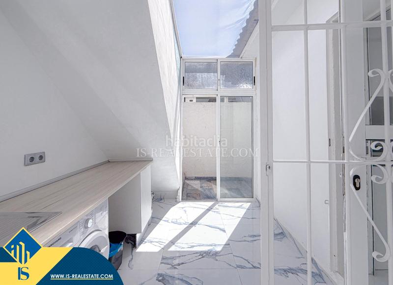 Foto 29af924a-5fef-464a-a61c-51a062addb63. Chalet con riscaldamento parcheggio in Zona Carrefour - Urbanizaciones Torrevieja