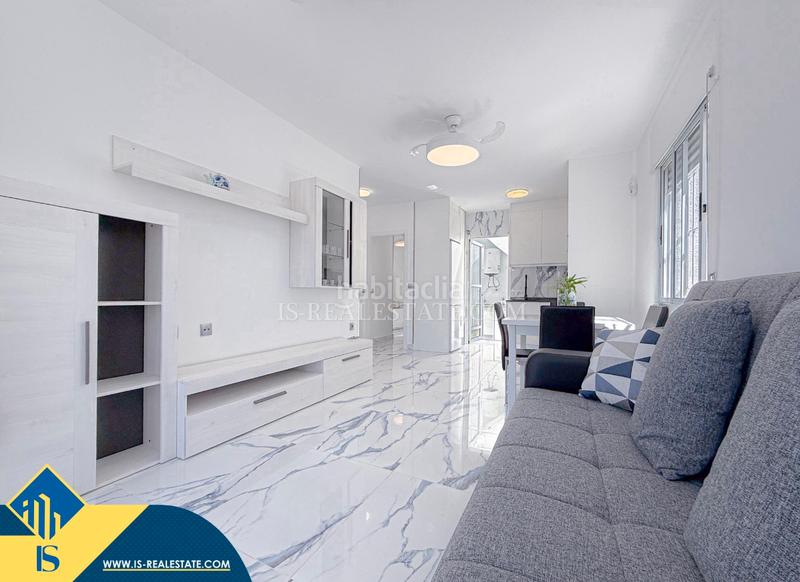 Foto 3959ac4c-4696-4efe-a47f-b15018565419. Chalet con riscaldamento parcheggio in Zona Carrefour - Urbanizaciones Torrevieja