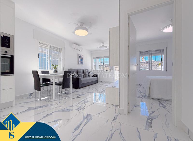 Foto 7102ce01-1a32-48bc-81af-dcfd5864f272. Chalet con riscaldamento parcheggio in Zona Carrefour - Urbanizaciones Torrevieja