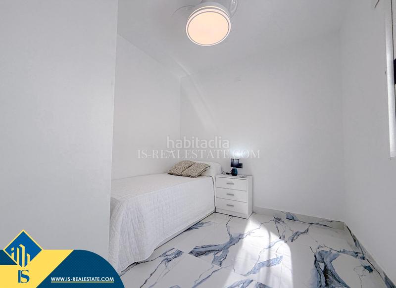 Foto b6d9a01a-48d9-481f-83c8-c64463b6ca1d. Chalet con riscaldamento parcheggio in Zona Carrefour - Urbanizaciones Torrevieja