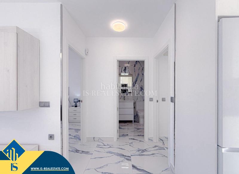 Foto b7a0e197-df31-4a21-81ec-5fc821048d30. Chalet con riscaldamento parcheggio in Zona Carrefour - Urbanizaciones Torrevieja