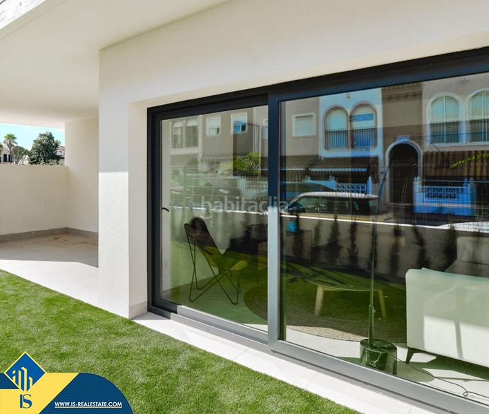 Foto 6fc82633-90eb-4bfe-b473-518ca8a4bc09. Apartament amb aparcament piscina a La Veleta Torrevieja