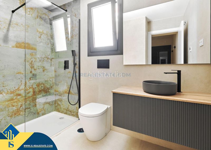 Foto 88b67f29-a157-4fb5-8816-f024665571f9. Apartament amb aparcament piscina a La Veleta Torrevieja