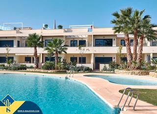 Penthouse in La Veleta. Ático en construcción en playa del acequión, provincia de alican