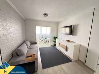 Maison à Aguas Nuevas. Bungalow reformado con piscina compartida en torrevieja, provinc