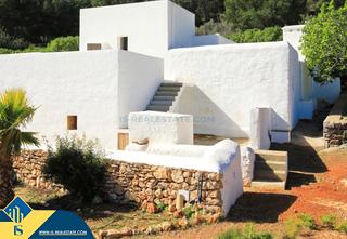 Chalet à Sant Antoni de Portmany. Villa con piscina, islas baleares, ibiza. 5 habitaciones | 521 m