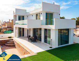 Casa a Los Almendros. Casas con piscina privada en construcción en orihuela costa, pro