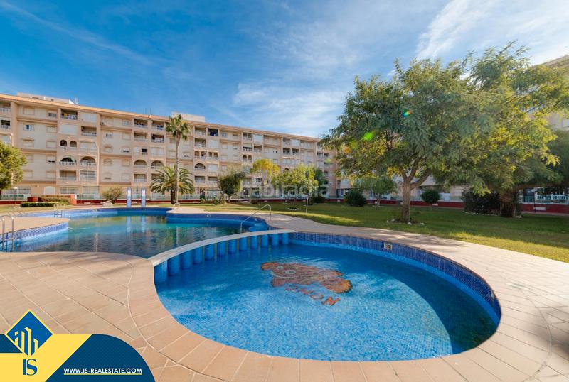 Foto 9ee539b9-b77b-4e79-a05f-2dbbf98c2cec. Attico con riscaldamento piscina in Parque de las Naciones Torrevieja