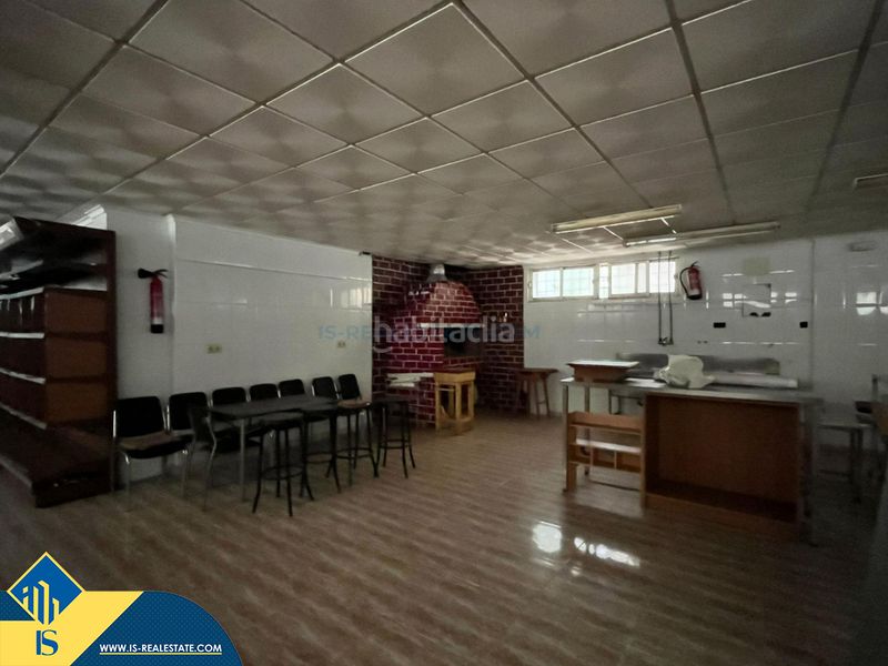 Foto 9485c901-3370-46a7-bd82-df144669feec. Local comercial a El Acequión Torrevieja