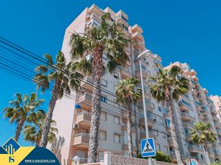 Appartement à Nueva Torrevieja. Apartamento con piscina compartida en torrevieja, provincia de a