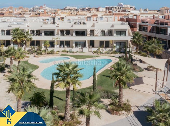 Foto 92dbed95-d962-4b8e-9f93-0b2fbd86b1e4. Apartament amb aparcament piscina a La Veleta Torrevieja
