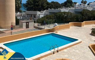 Dúplex a Santa Eulària des Riu. Apartamento dúplex con piscina compartida, islas baleares, ibiza