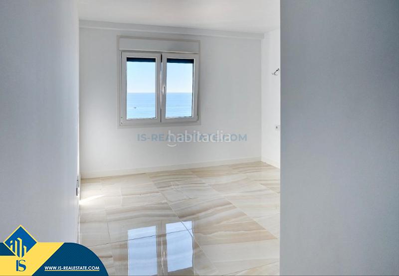 Foto 551c6eec-1d27-4e5d-a053-47c0da1582c8. Ático  con piscina compartida en la provincia de alicante, en la localidad , en la pedanía de los balcones. 2 habitaci en Torrevieja