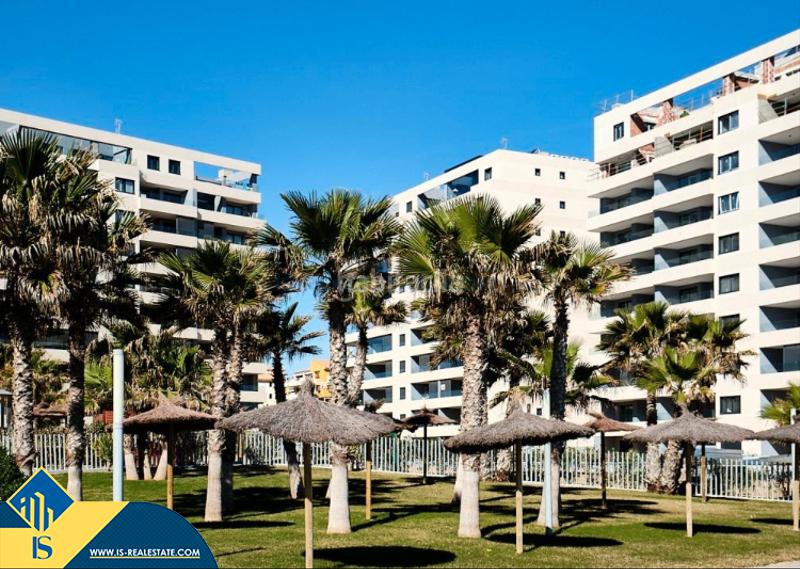Foto 77d54877-5fd5-40a1-b8c2-13b3a643a85c. Ático  con piscina compartida en la provincia de alicante, en la localidad , en la pedanía de los balcones. 2 habitaci en Torrevieja