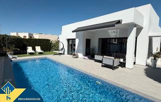 Maison à Benijófar. Casa con piscina privada en benijofar, provincia de alicante. 2
