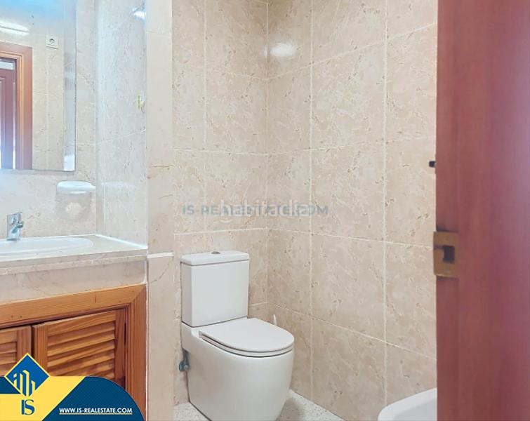 Foto 5cb8dc26-c743-4539-a1b5-c0c8c5a03aa4. Casa con parcheggio piscina in Pueblo Latino Pilar de la Horadada