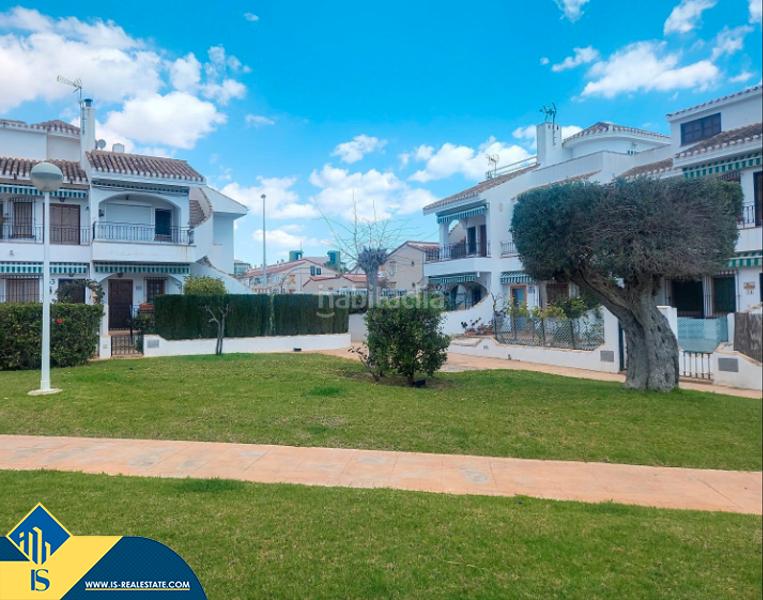 Foto b069dbfe-dc67-4faa-bc0d-a717762534b6. Casa con parcheggio piscina in Pueblo Latino Pilar de la Horadada