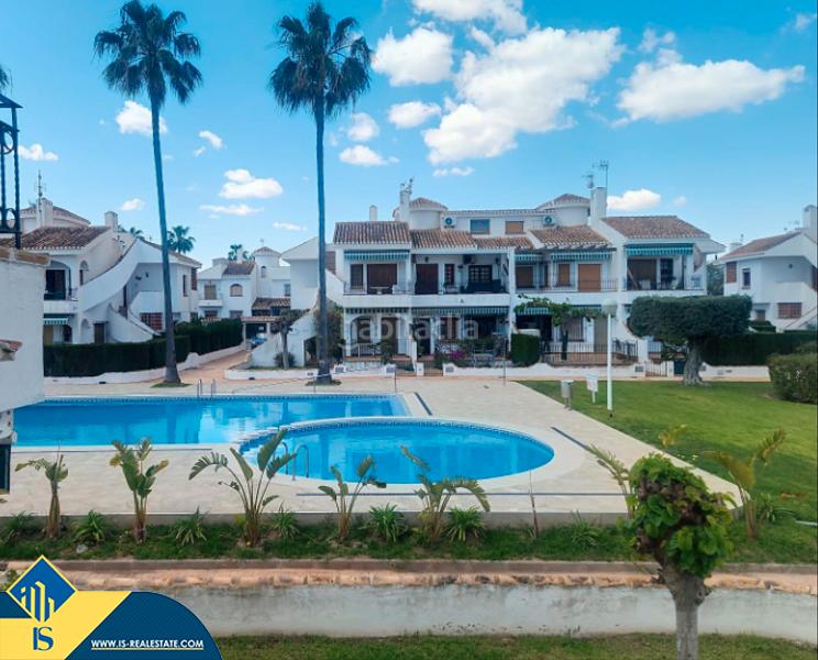 Foto c586edf0-7a7c-45b4-802c-4bb84361da9d. Casa con parcheggio piscina in Pueblo Latino Pilar de la Horadada