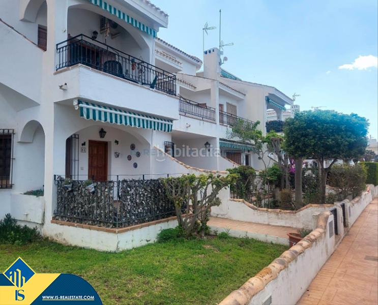 Foto ef353c6a-97a7-4a58-826c-773673da4eab. Casa con parcheggio piscina in Pueblo Latino Pilar de la Horadada