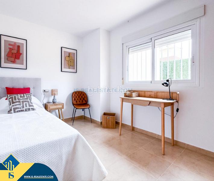 Foto 0a9b4e52-5a8d-4625-bc76-993d2c0b7bcc. Piso apartamento reformado con piscina compartida costa, provincia de alicante. 1 habitacion | 52 m² | 2 kilómetros al ma en Orihuela