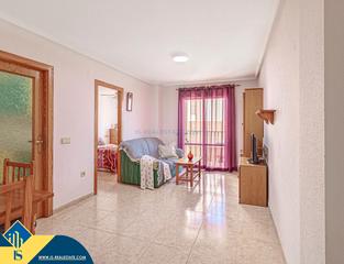 Apartament a Antonio Machado. Apartamento con piscina compartida en torrevieja, provincia de a