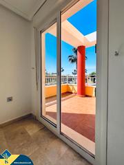 Etagenwohnung in El Raso. Apartamento con piscina compartida en guardamar del segura, prov