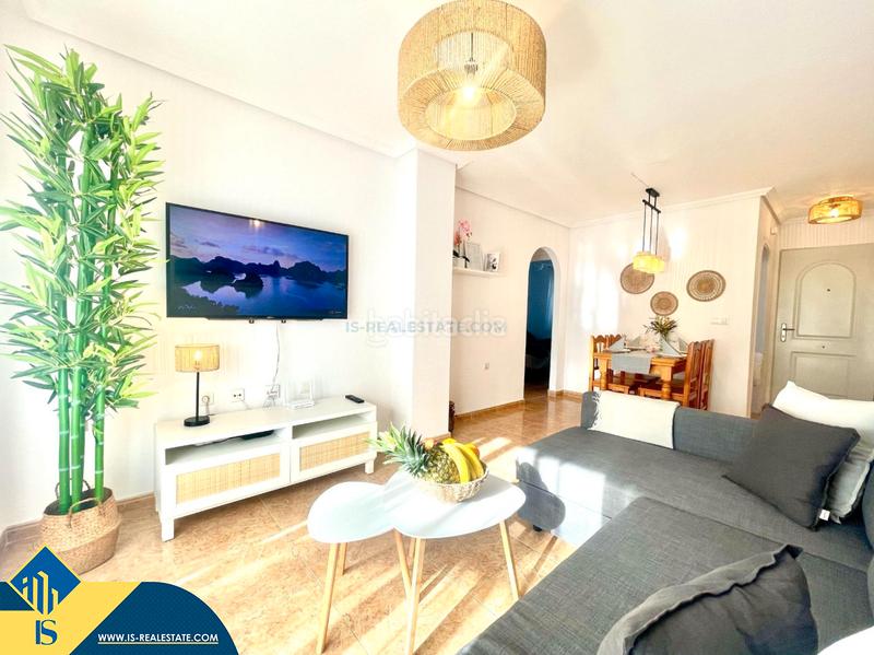 Foto b25c72fe-14a3-4653-b321-6d53a45efb9d. Apartment with heating pool in Cañada del Molino Torrevieja