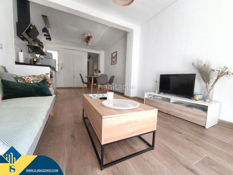 Foto ba5db986-7674-420f-8cb1-07f788a6d9ed. Piccolo appartamento con riscaldamento in Centro Santa Pola