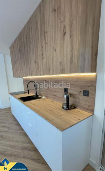 Foto 7af1d77a-fb23-4b0f-b1c7-36abead3ddc8. Appartement avec piscine dans Puerto Deportivo Torrevieja