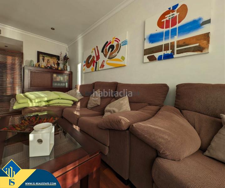 Foto f535cece-d127-4d3f-a241-b4dd2c2349d8. Pis amb aparcament a Zona Playa del Cura Torrevieja