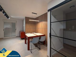 Appartement à Zona Playa del Cura. Apartamento con terraza en la provincia de alicante, en torrevie