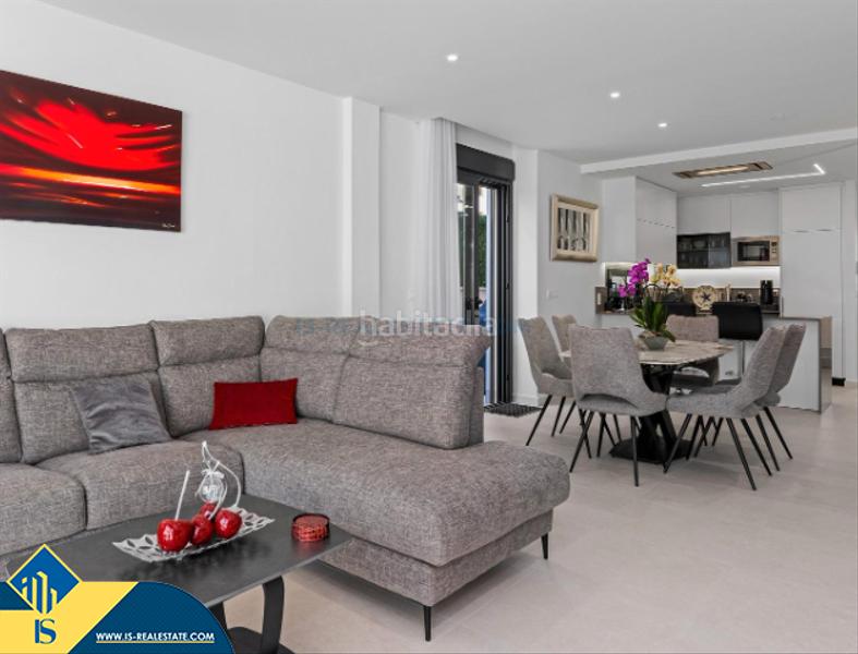 Foto bb9e93a4-9edf-4d48-9b63-eb4fe39fa455. Chalet avec parking piscine dans Los Secanos Guardamar del Segura