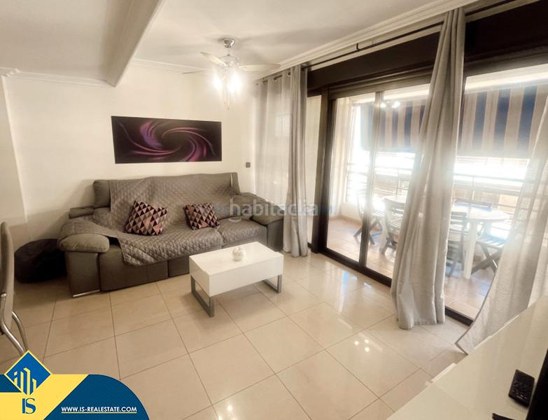 Foto c795c758-9a58-4870-a936-2b7438d2ad92. Flat in Pueblo Guardamar del Segura