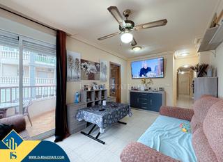 Appartement in Parque de las Naciones. Apartamento con terraza en torrevieja, provincia de alicante. 3