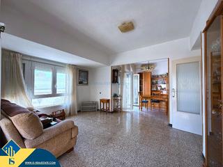 Appartement à Las Piscinas Naturales. Apartamento con terraza en la provincia de alicante, en torrevie