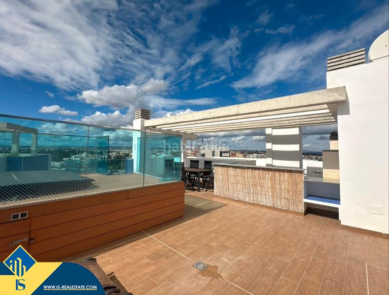 Foto d49687ab-14af-4555-8390-c717442fd1f4. Dachwohnung mit parking pool in Punta Prima Torrevieja