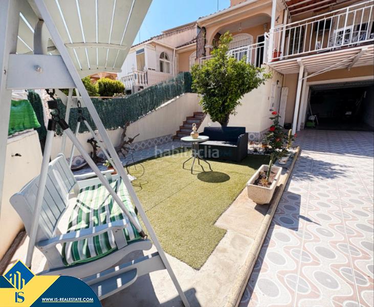 Foto 2c1204af-638d-43e2-b579-68ae912a5bd8. Casa bifamiliare con parcheggio piscina in Los Balcones-Los Altos Torrevieja