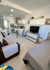 Appartement à Avenida Habaneras - Curva de Palangre. Apartamento con piscina compartida, en la provincia de alicante,