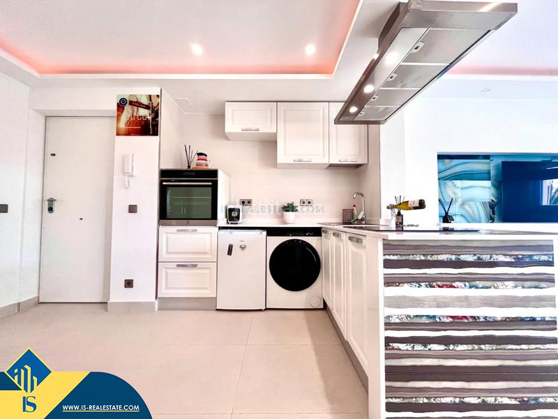 Foto 5038cf30-1aad-4f9a-a71e-dbc480e4e0a3. Apartament amb calefacció aparcament piscina a Marina Botafoc-Talamanca Ibiza