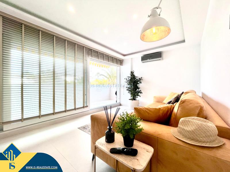 Foto 7aead323-3ed9-4291-a840-1b2e69461773. Apartament amb calefacció aparcament piscina a Marina Botafoc-Talamanca Ibiza