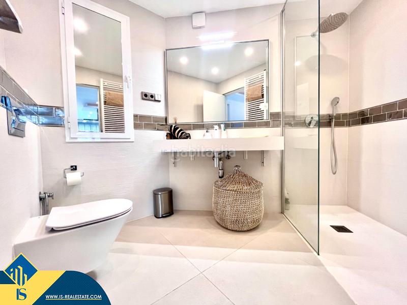 Foto bfe2a33b-17fb-4453-a83e-21209982f2bd. Apartament amb calefacció aparcament piscina a Marina Botafoc-Talamanca Ibiza