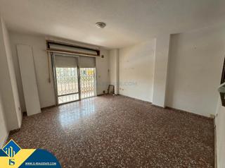 Apartment in Punta Prima. Apartamento con piscina compartida en torrevieja, provincia de a