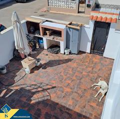 Maison jumelée à Zona Carrefour - Urbanizaciones. Casa reformada con piscina comunitaria, en la provincia de alica
