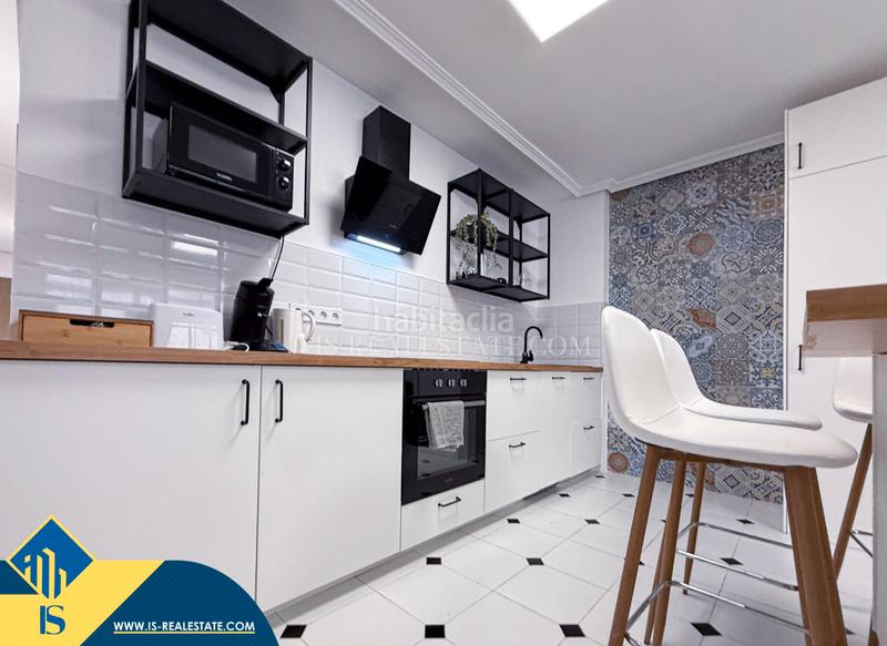 Foto 76368995-b880-4ad0-8dfc-6d6e139c497a. Apartament amb calefacció a Zona Playa de los Locos Torrevieja